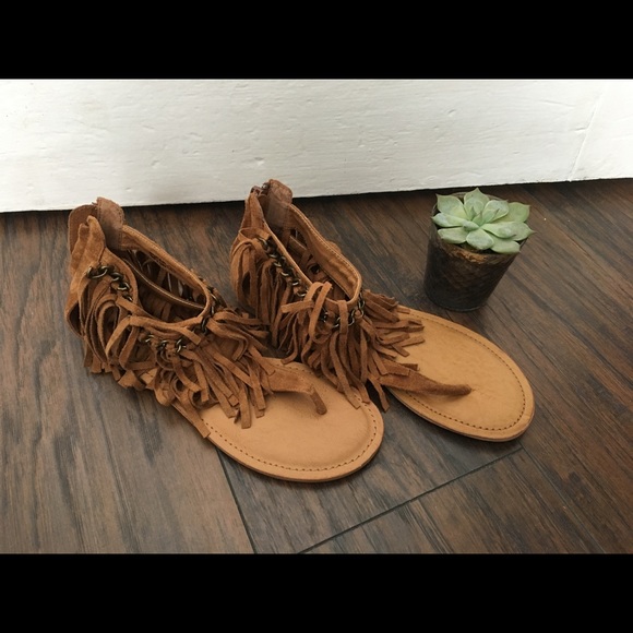 Not Rated Shoes - NWOT Fringe Sandals - 8